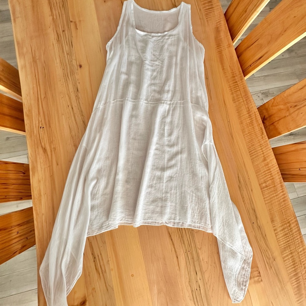 Gauze white swimsuit cover up